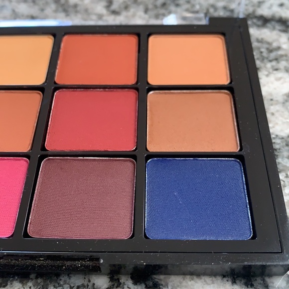 VISEART Never Used Neutral Matte Eyeshadow Palette - Picture 5 of 6